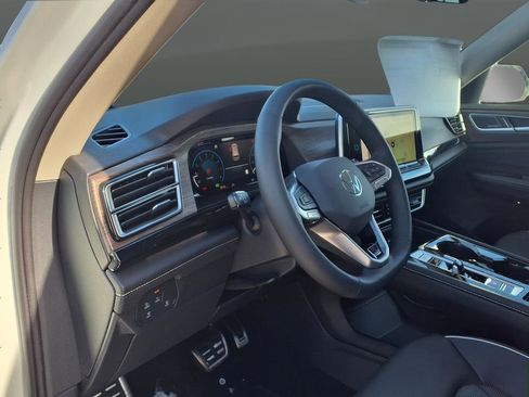 New 2026 Volkswagen Atlas SEL Premium R-Line AWD/4WD image 11