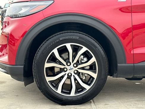 Used 2025 Ford Explorer ST-Line image 6