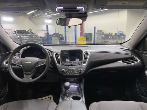 Used 2023 Chevrolet Malibu LT image 24