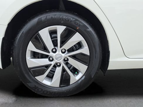 Certified 2025 Nissan Altima 2.5 S FWD image 37