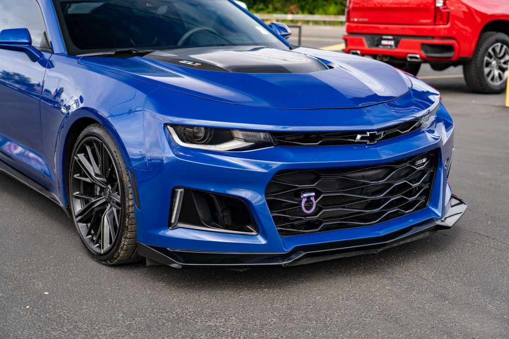Used 2021 Chevrolet Camaro ZL1 RWD image 6