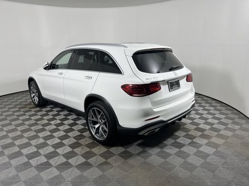 Used 2020 Mercedes-Benz GLC 300 4MATIC image 3