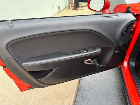 Used 2017 Dodge Challenger R/T Scat Pack RWD image 44