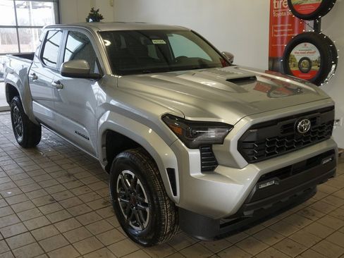 New 2026 Toyota Tacoma TRD Sport image 2
