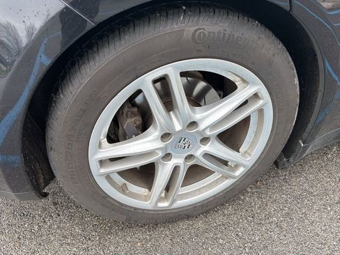 Used 2015 Porsche Panamera image 26