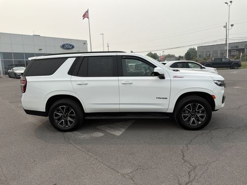 Used 2021 Chevrolet Tahoe Z71 AWD/4WD image 2