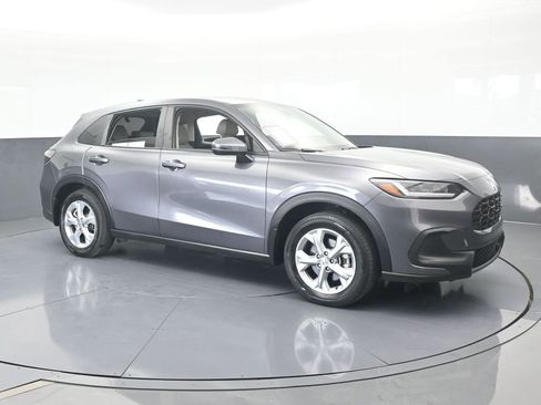 Used 2024 Honda HR-V LX image 8