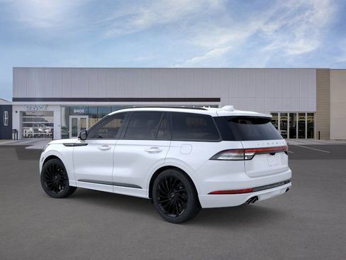 New 2026 Lincoln Aviator Reserve w/ Jet Appearance Package image 4