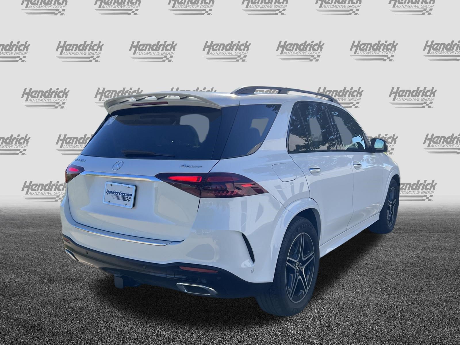 Used 2025 Mercedes-Benz GLE 450 4MATIC w/ AMG Line Exterior image 11