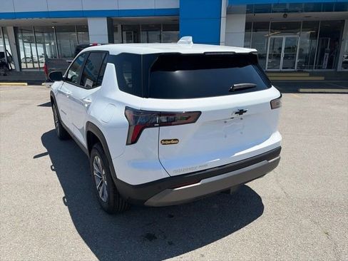 New 2026 Chevrolet Equinox LT AWD/4WD image 4