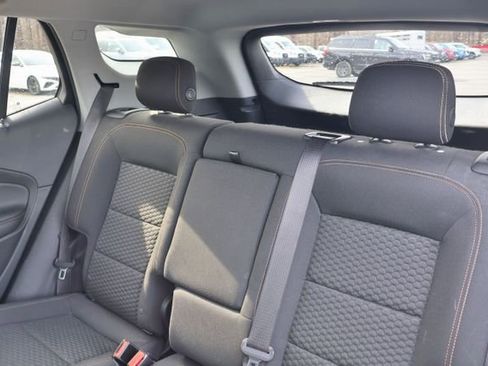 Used 2023 Chevrolet TrailBlazer LT AWD/4WD image 11