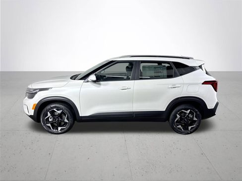 New 2026 Kia Seltos S image 9