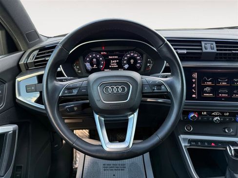 Used 2021 Audi Q3 2.0T Premium w/ Convenience Package image 13