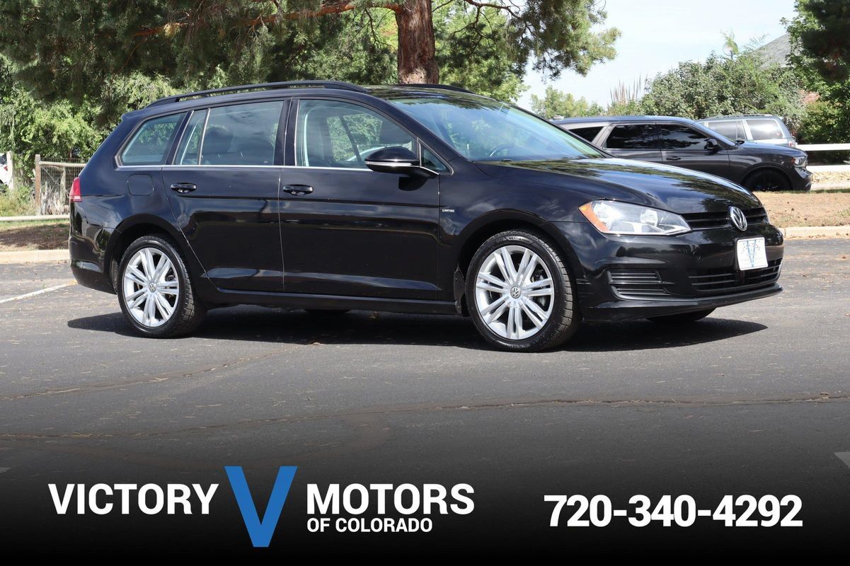 Used 2016 Volkswagen Golf Limited Edition FWD image 1