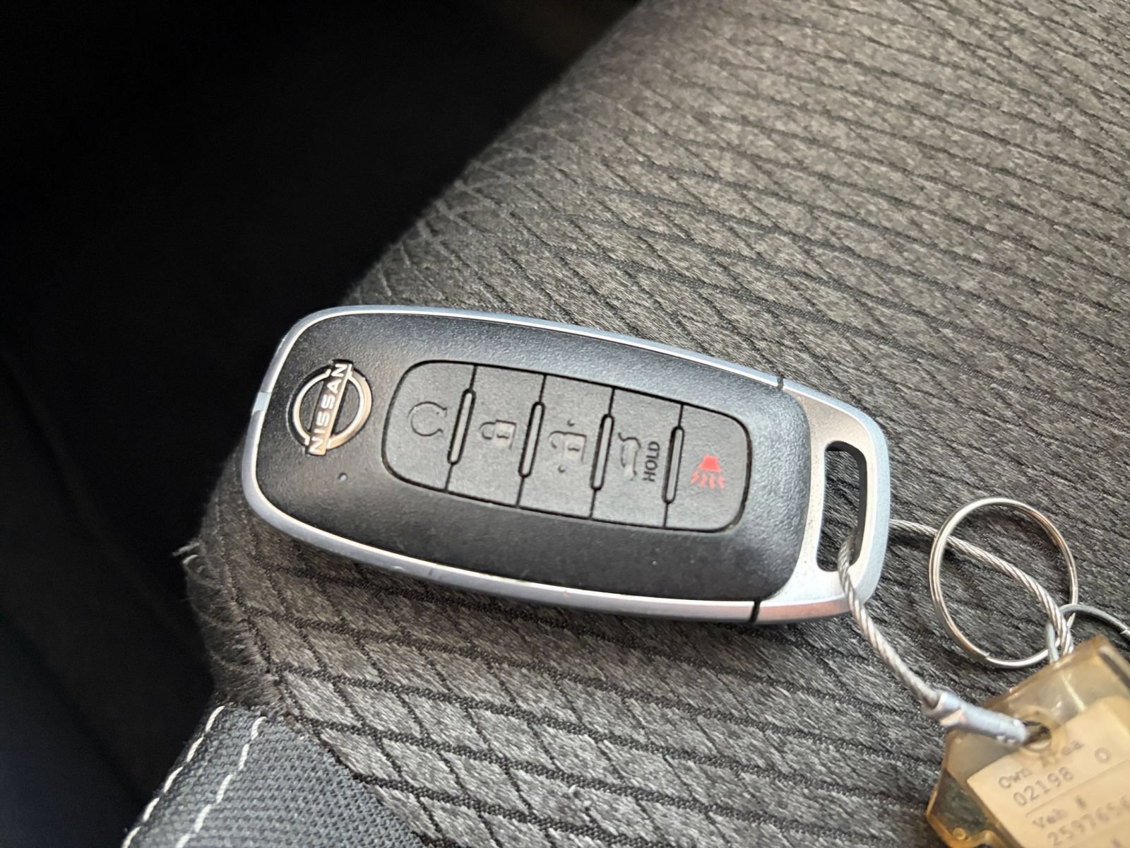Used 2025 Nissan Rogue SV AWD/4WD image 20