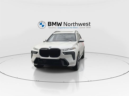 New 2026 BMW X7 xDrive40i w/ M Sport Package image 8