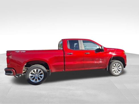 Used 2022 Chevrolet Silverado 1500 Custom w/ Safety Confidence Package image 15