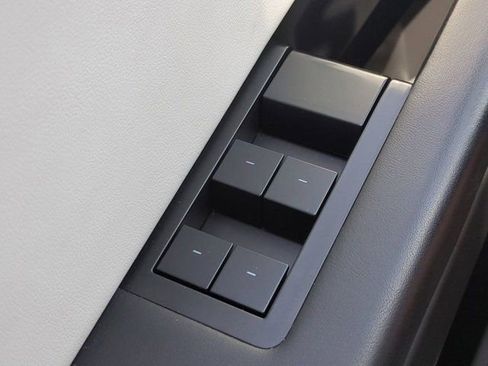 Used 2024 Tesla Cybertruck AWD Crew Cab image 21