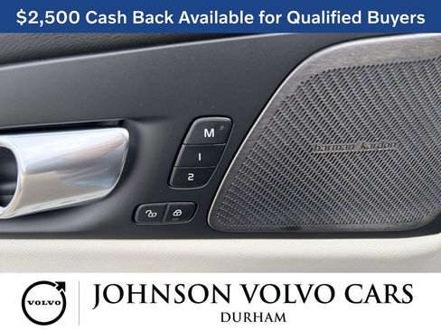 New 2026 Volvo XC60 B5 Ultra w/ Protection Package Premier image 12
