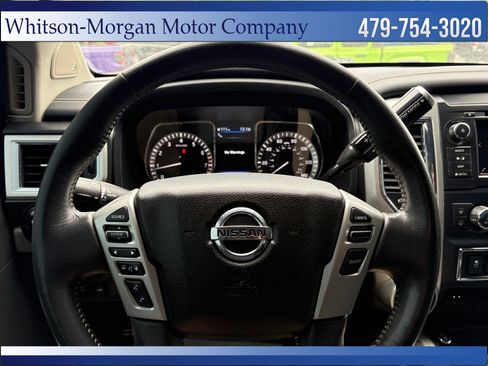 Used 2019 Nissan Titan PRO-4X w/ Pro-4x Convenience Package AWD/4WD image 15