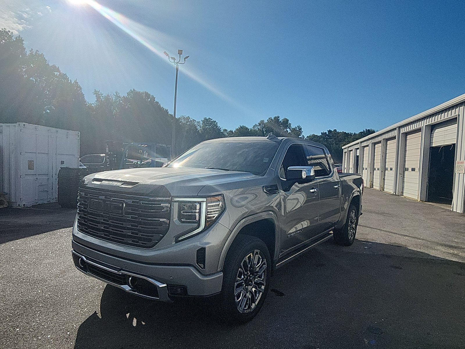 Used 2025 GMC Sierra 1500 Denali Ultimate AWD/4WD image 1