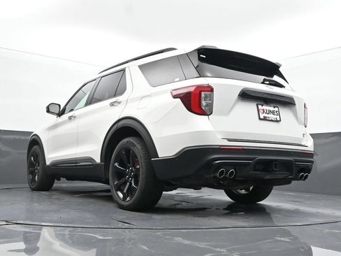 Used 2021 Ford Explorer ST w/ Equipment Group 401A AWD/4WD image 30