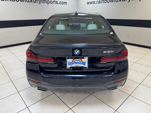 Used 2023 BMW 540i w/ M Sport Package RWD image 5