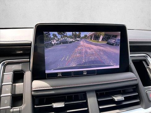 Used 2021 Chevrolet Suburban RST AWD/4WD image 23