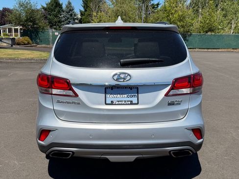 Used 2017 Hyundai Santa Fe Limited AWD/4WD image 7