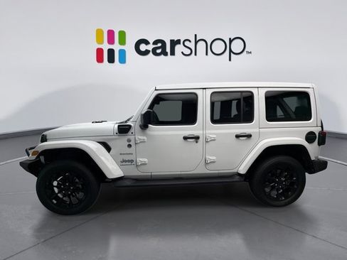 Used 2023 Jeep Wrangler Unlimited Sahara w/ Cold Weather Group AWD/4WD image 2