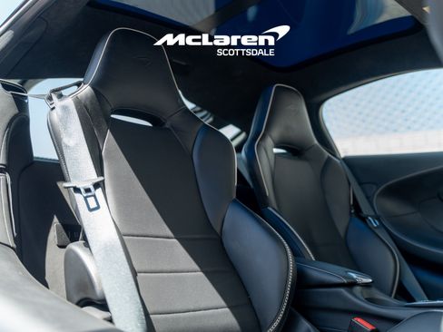 Used 2023 McLaren GT RWD image 12