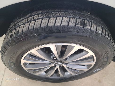 Used 2017 Lincoln Navigator Select image 14