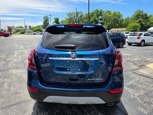 Used 2019 Buick Encore Sport Touring w/ Safety Package FWD image 5