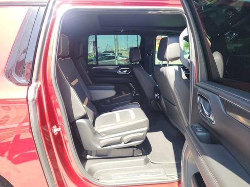 Certified 2024 GMC Yukon XL AT4 w/ Technology Package AWD/4WD image 30