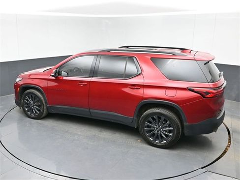 Used 2023 Chevrolet Traverse RS w/ LPO, Floor Liner Package image 33