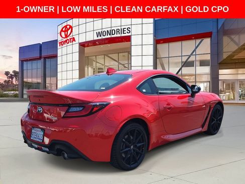 Used 2025 Toyota GR86 Premium w/ ALL Weather Mat Package (TMS) RWD image 6