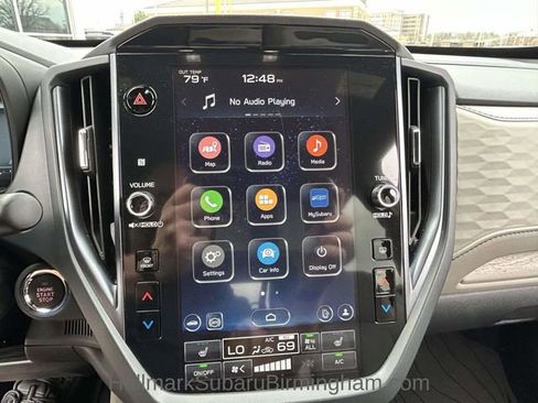 Used 2025 Subaru Forester Limited image 17