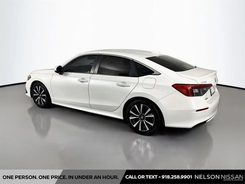 Used 2022 Honda Civic EX image 7