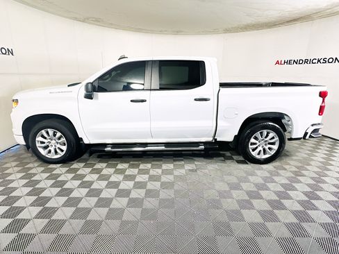 Used 2023 Chevrolet Silverado 1500 Custom image 6