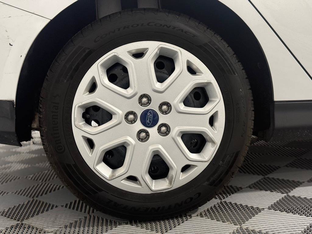 Used 2012 Ford Focus SE FWD image 35