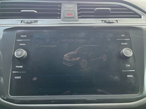 Used 2023 Volkswagen Tiguan SE image 25