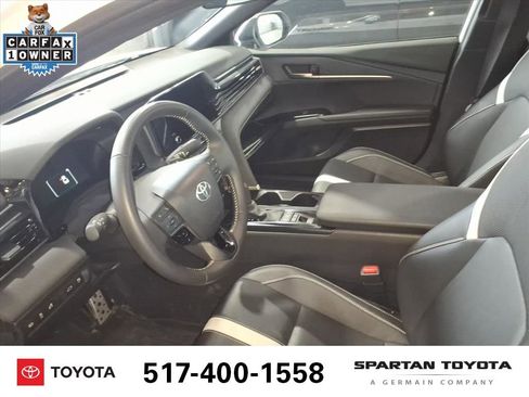 Used 2025 Toyota Camry SE image 13