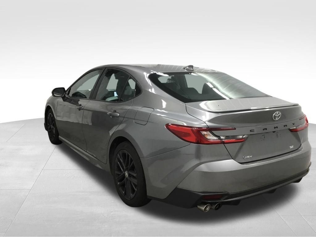 Used 2025 Toyota Camry SE FWD image 33