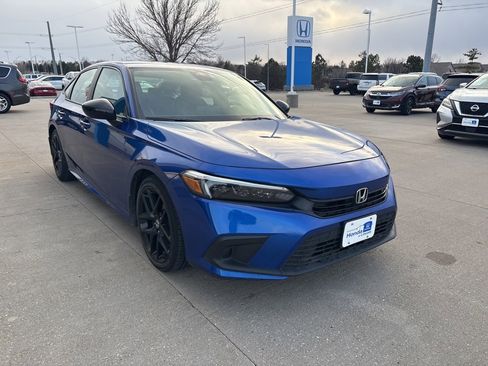 Certified 2023 Honda Civic Sport image 3