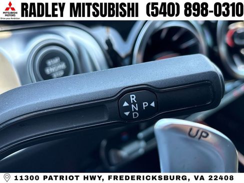Used 2023 Mercedes-Benz GLB 35 AMG 4MATIC image 12