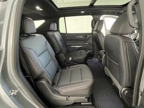 Used 2025 Chevrolet Traverse Z71 w/ Enhanced Driving Package image 49