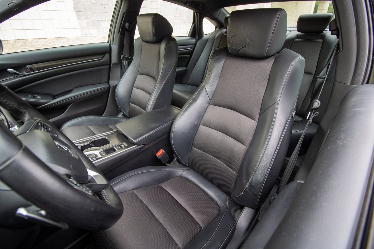 Used 2018 Honda Accord Sport image 15
