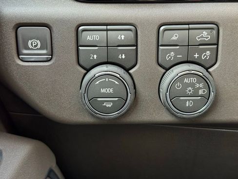 New 2026 Chevrolet Silverado 1500 LTZ AWD/4WD image 28
