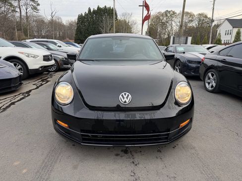 Used 2013 Volkswagen Beetle 2.5 image 21