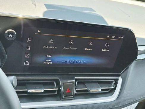 New 2026 Chevrolet TrailBlazer LT w/ Convenience Package FWD image 18